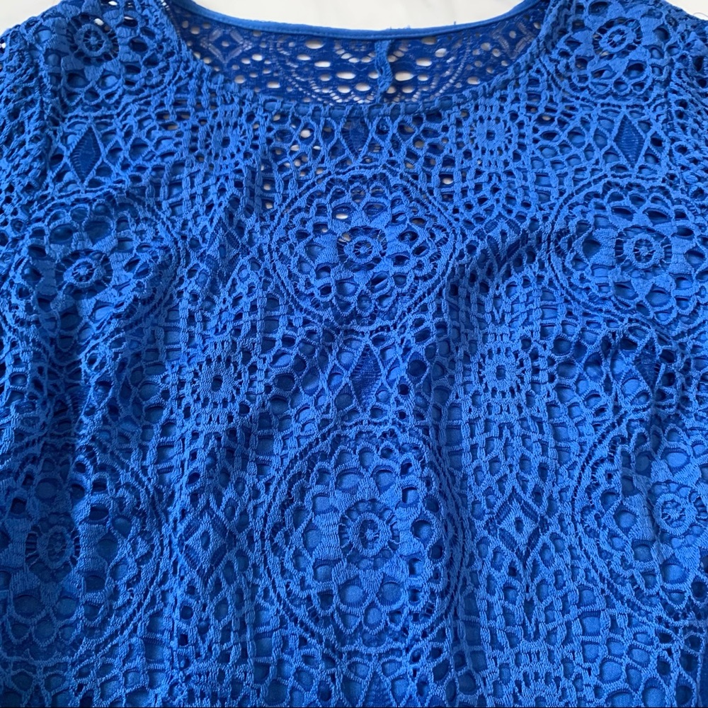 Leslie Fay LF Blue Lace Bell Sleeve Dress 6 Bodycon Modest Length